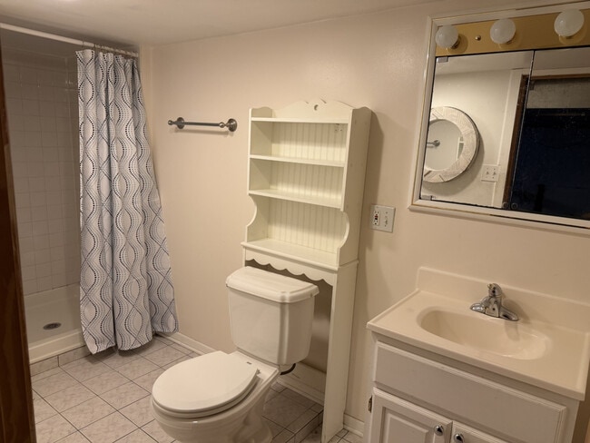 Building Photo - 1940 Wenonah Ave