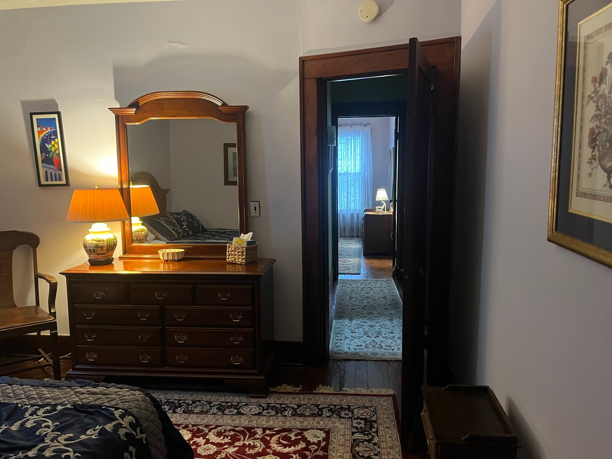 Building Photo - 719 W 2nd St