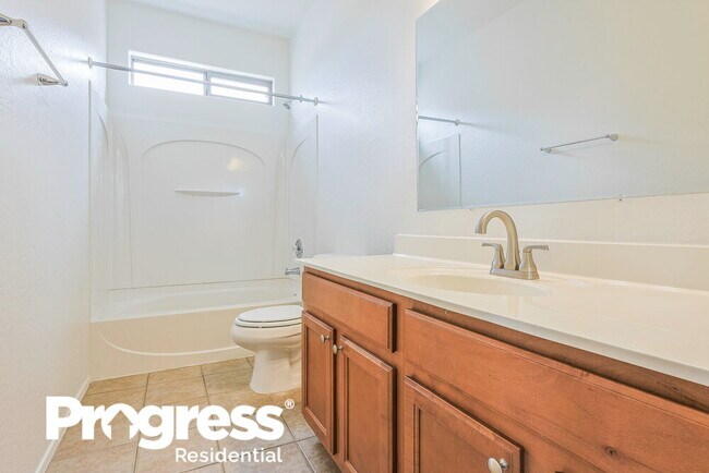 Building Photo - 7206 W Alta Vista Rd