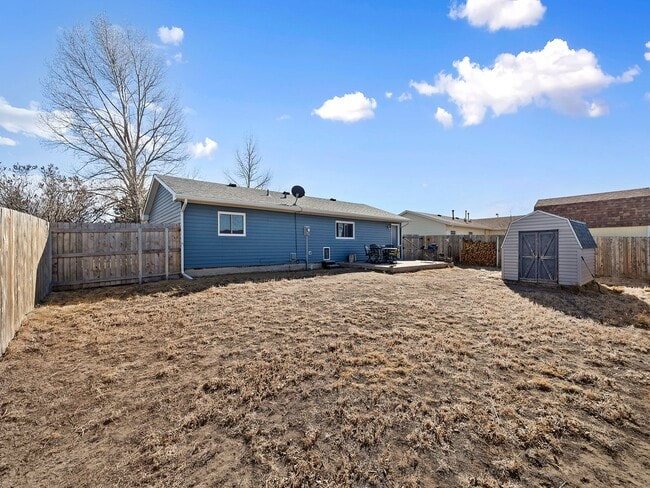 Building Photo - Adorable 2 Bedroom, 1 Bathroom Updated Home in Cheyenne!