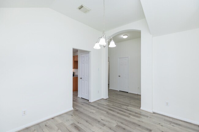 Building Photo - 16307 Goanna Ct