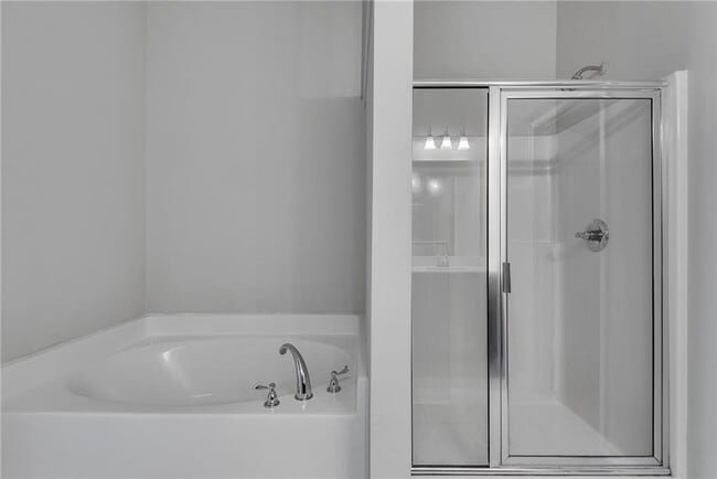 Building Photo - 1024 Haley Wds Ln