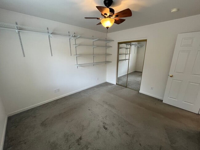 Building Photo - Spacious 1 Bed/1 Bath with Attached Garage - NW Bend