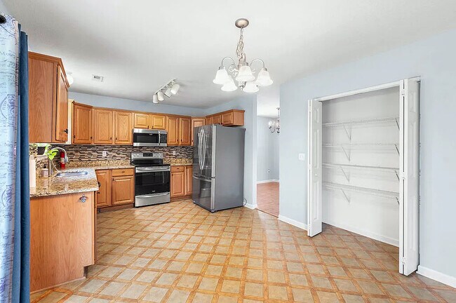 Building Photo - 211 Night Heron Dr