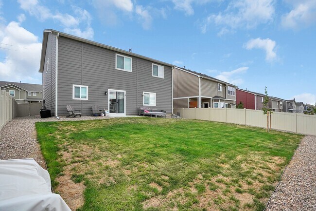 Building Photo - 8345 Talc Dr