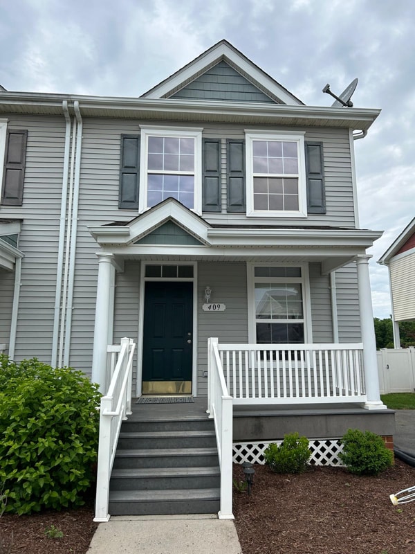 Building Photo - 409 Gandy Dancer Ct