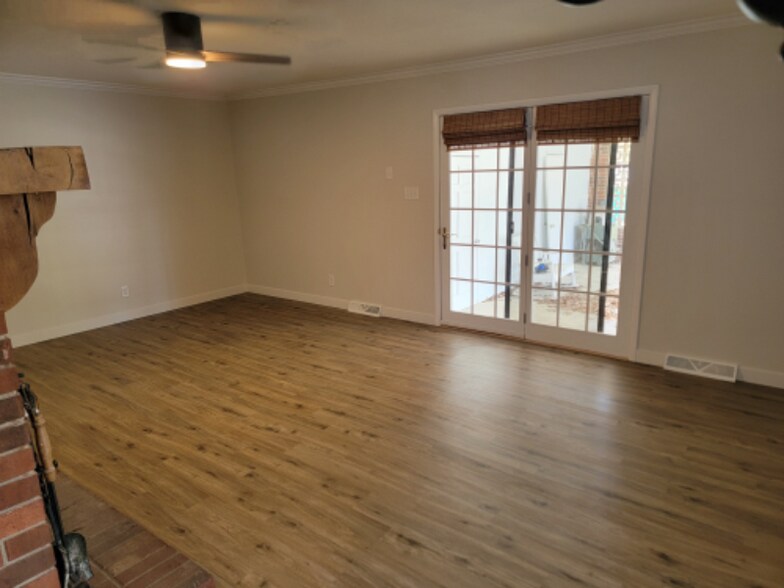 Building Photo - 1145 Quail Hollow Rd