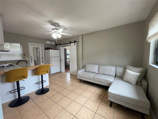 Building Photo - 2342 SW 128th Ave
