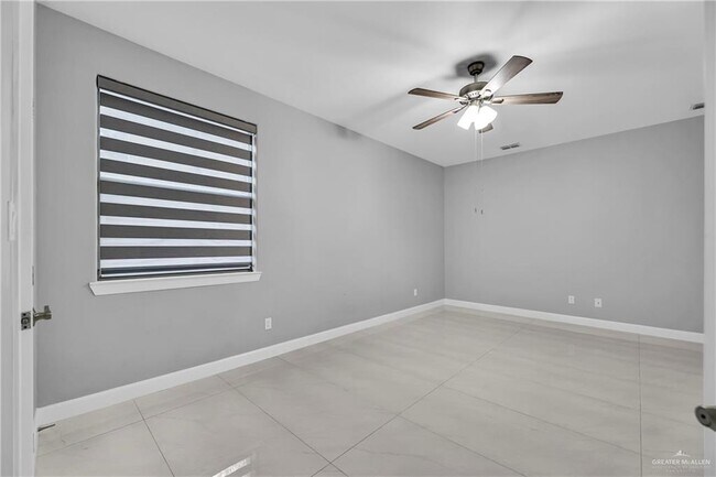 Building Photo - 24 N 24th St