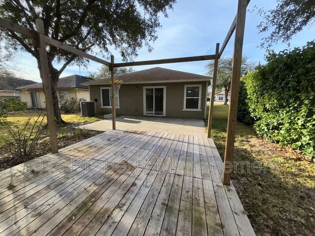 Building Photo - 942 Wynfield Cir