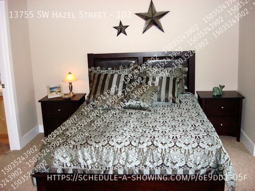 Building Photo - 13755 SW Hazel St