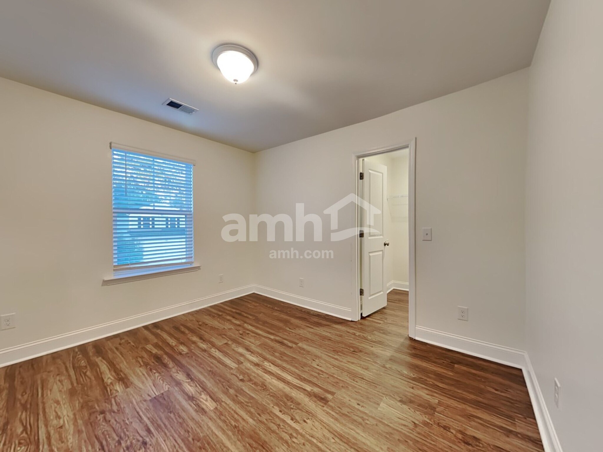 Building Photo - 1830 Produce Ln