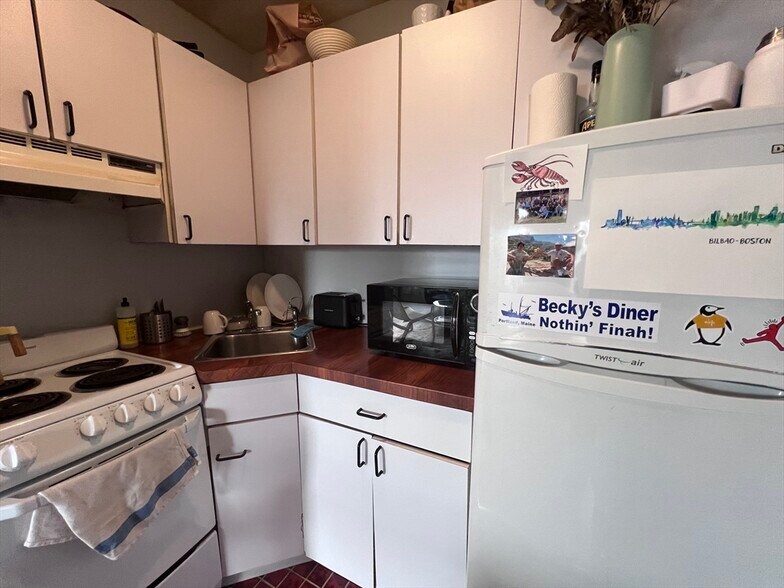 Building Photo - 771 Tremont St