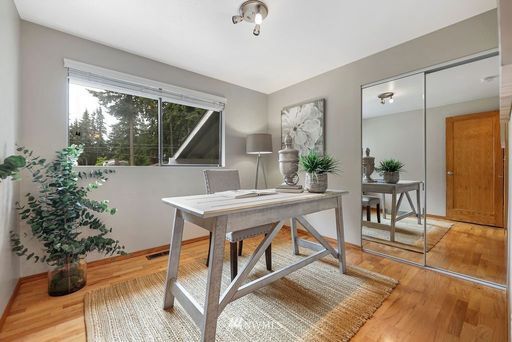 Building Photo - **Free July Rent** Oversized 4 Bedroom 3 B...
