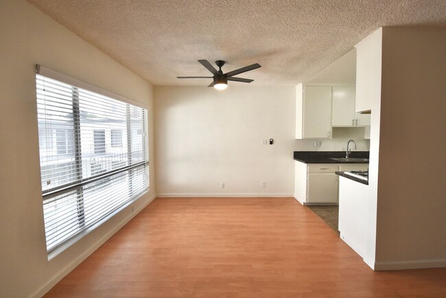 Building Photo - 12050 Tiara St