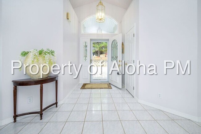 Building Photo - 108 Lakeshore Dr