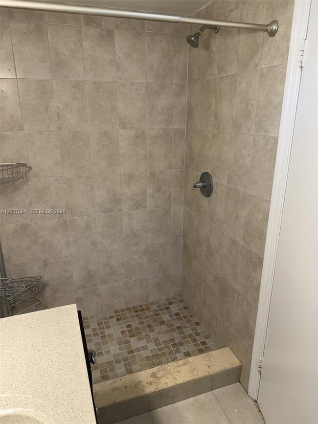 Building Photo - 4855 University Dr