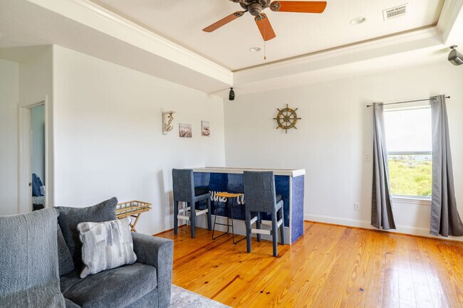 Building Photo - 814 Helen Blvd