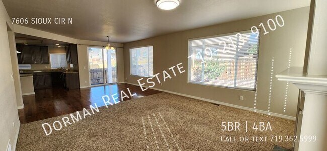 Building Photo - Single Family with Chef Kitchen