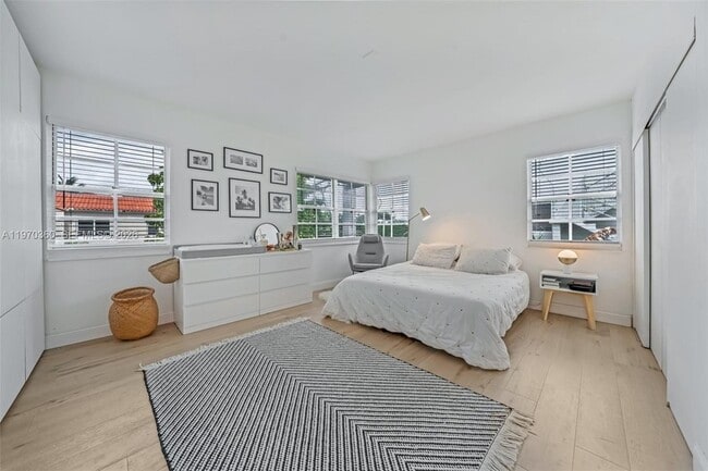 Building Photo - 1457 Meridian Ave