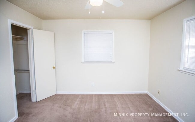 Building Photo - 2113 S Loop 289