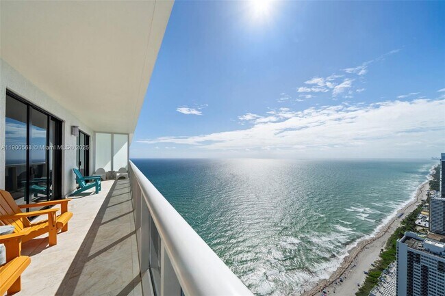 Building Photo - 1830 S Ocean Dr