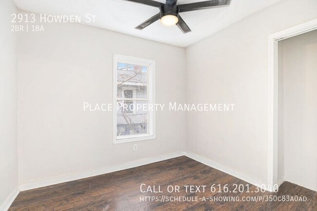 Building Photo - 2913 Howden St