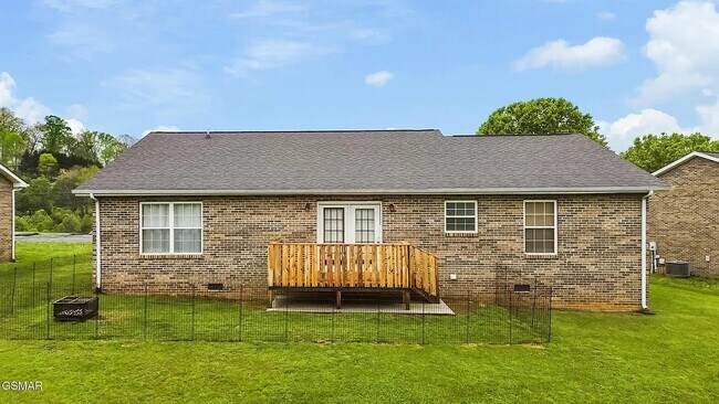 Building Photo - 2121 Turkey Trail