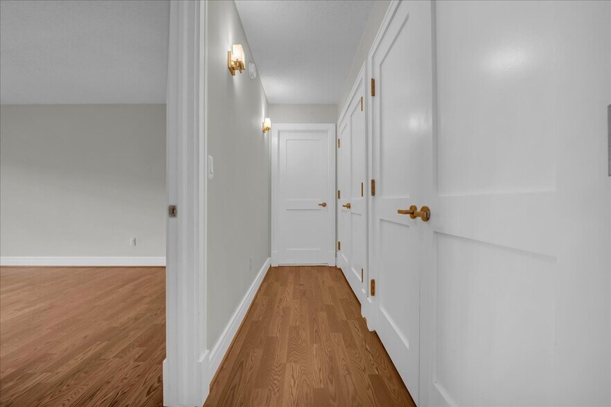 Building Photo - 411 S Old Woodward Ave