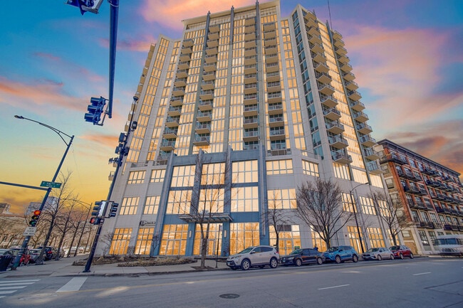 Building Photo - 1600 S Indiana Ave