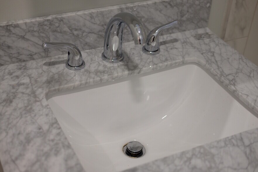 Building Photo - 33 Walbridge St