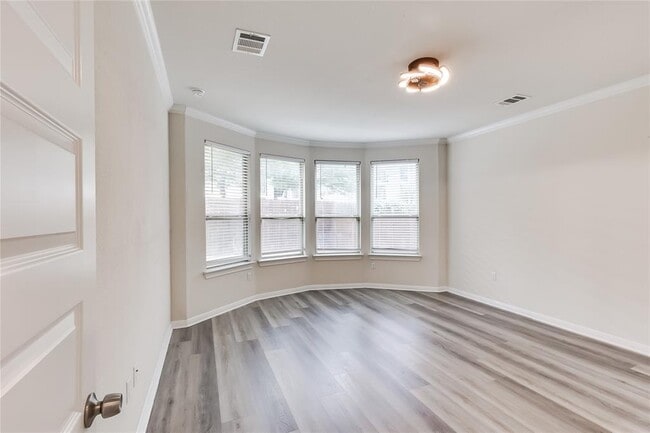 Building Photo - 14202 Alloro Dr