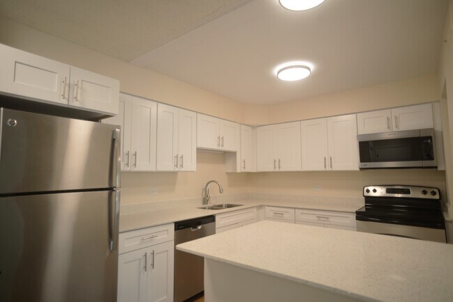 Building Photo - 1205 Pleasant Run Dr