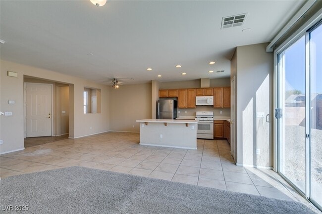 Building Photo - 5768 Mammoth Mountain St