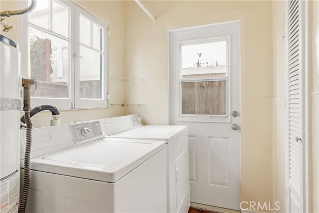 Building Photo - 1506 Bayview Dr