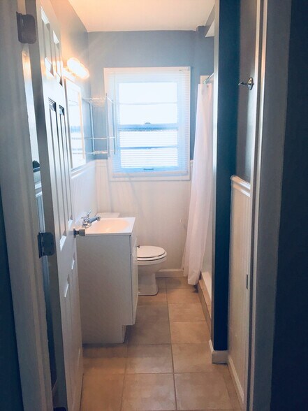 Bathroom - 1030 E National Hwy