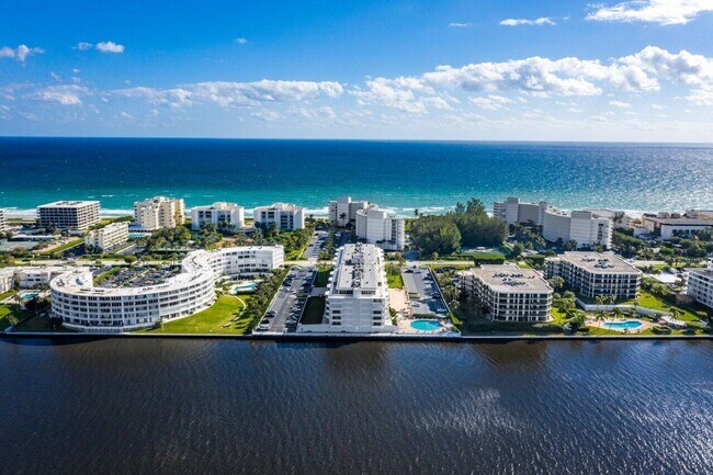 Building Photo - 2773 S Ocean Blvd