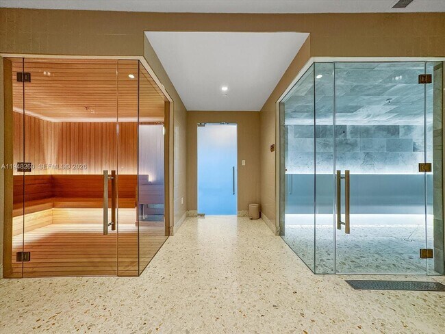 Building Photo - 2678 Tigertail Ave