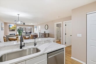 Building Photo - 316 Cedar Heights Dr
