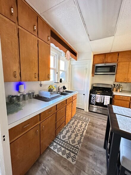 Building Photo - 414 Fairchild Ave