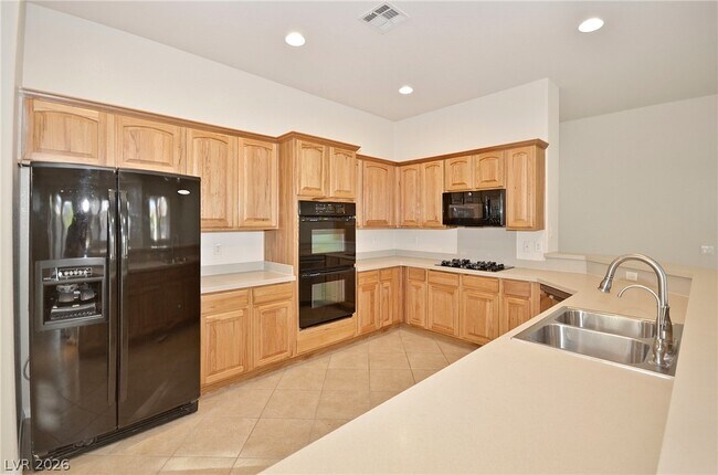 Building Photo - 5707 Golden Leaf Ave