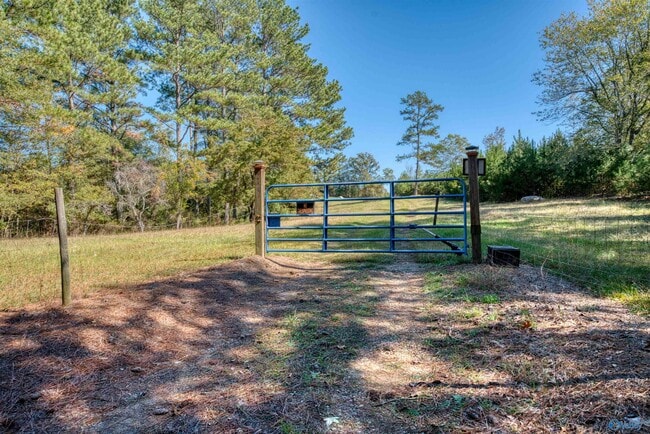 Building Photo - 6370 County Rd 91