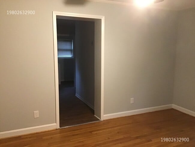 Building Photo - 418 Sherman St