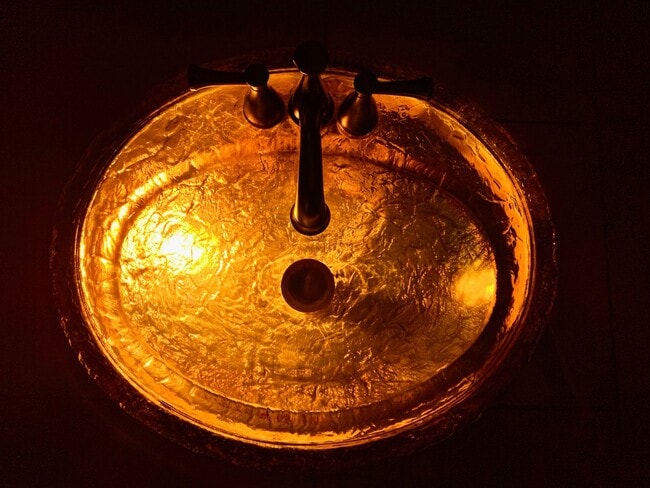 Building Photo - 110 W Huntington Ave