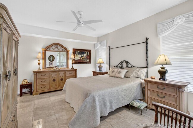 Building Photo - 12418 Crystal Pointe Dr