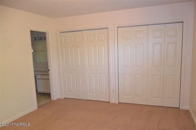 Building Photo - "Cozy Coastal Living: Charming 2-Bed, 2-Ba...