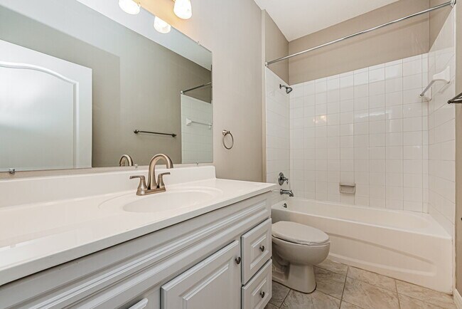 Building Photo - 408 Thicket Crest Rd