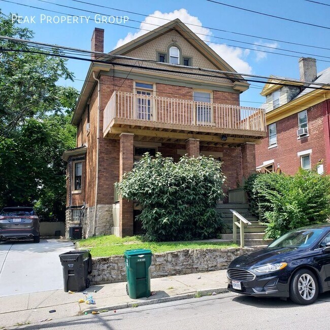 Primary Photo - 2313 Victor St