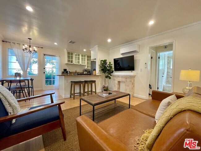 Building Photo - 1212 10th St