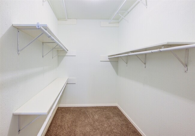 Building Photo - 2215 Squire Dobbins Dr